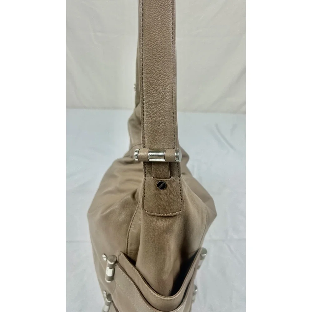 Michael Kors Taupe Pebbled Leather Hobo Shoulder Bag Large Silver Hardware Zip